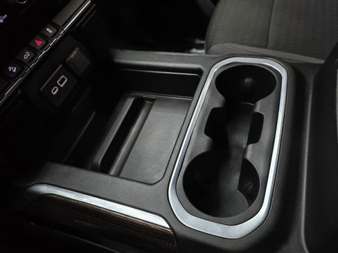 Used 2021 Chevrolet Silverado 1500 LT Trail Boss w/ Bed Protection Package AWD/4WD image 28