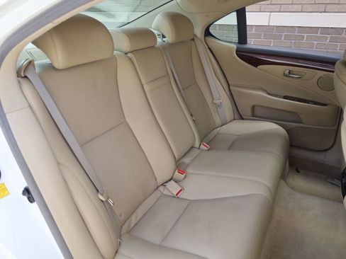 Used 2009 Lexus LS 460 image 26