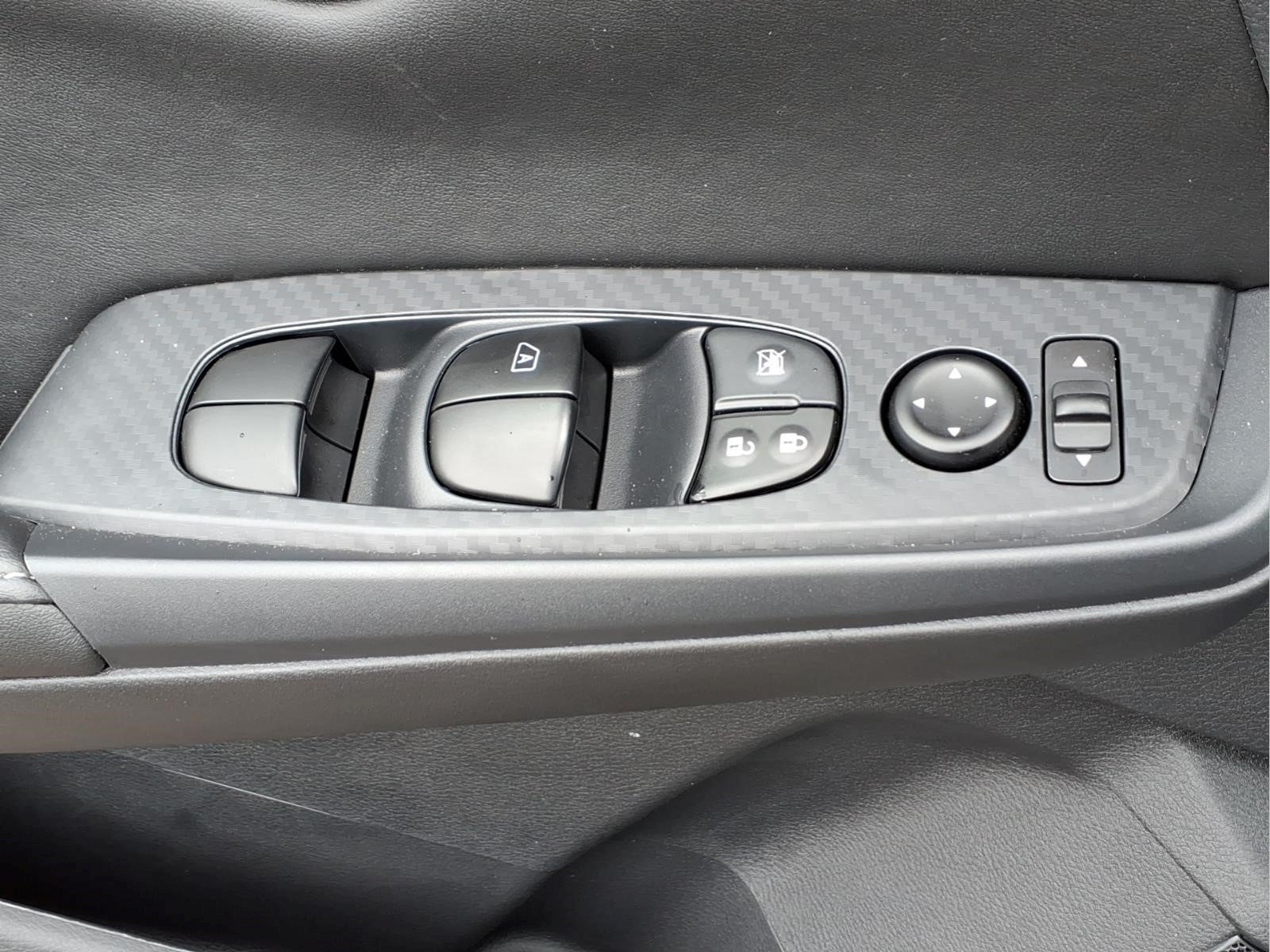 Certified 2025 Nissan Sentra SV FWD image 22