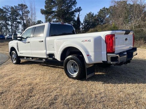 Used 2025 Ford F350 XLT image 41