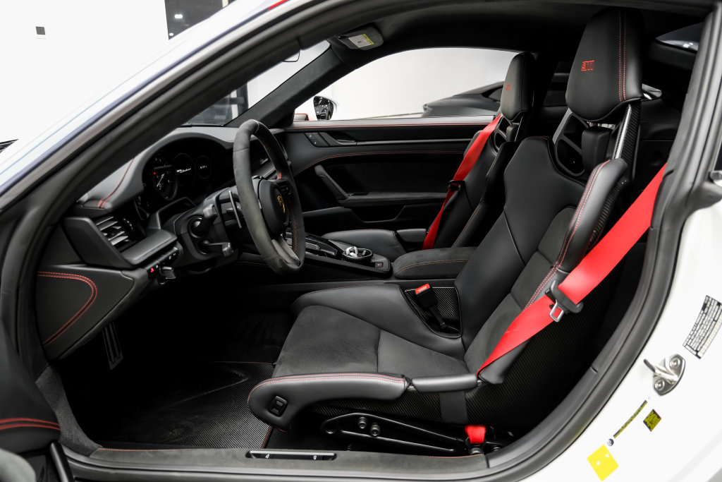 Used 2024 Porsche 911 Dakar AWD/4WD image 6