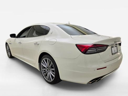 Used 2023 Maserati Quattroporte GT RWD image 12
