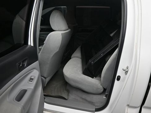 Used 2010 Toyota Tacoma 4x4 Double Cab image 20