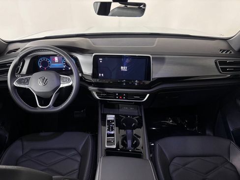 New 2026 Volkswagen Atlas Cross Sport SE AWD/4WD image 13
