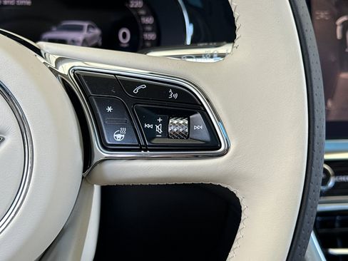 New 2025 Bentley Flying Spur Plug-In Hybrid image 28