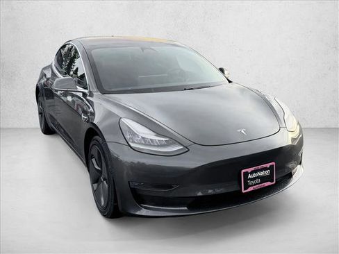 Used 2018 Tesla Model 3 Long Range image 3