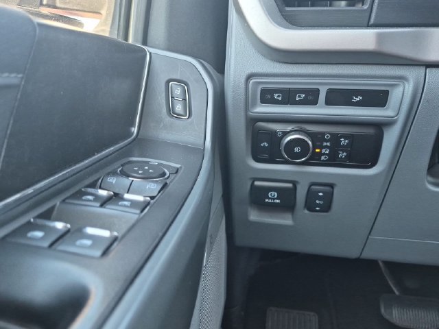 Used 2023 Ford F150 XLT w/ Equipment Group 302A High RWD image 25