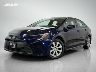 Used 2025 Toyota Corolla LE video 1