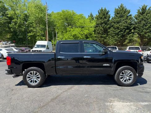 Used 2017 Chevrolet Silverado 1500 High Country RWD image 8