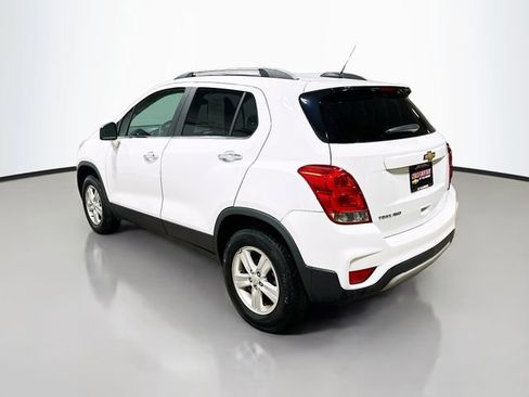 Used 2018 Chevrolet Trax LT w/ LT Convenience Package AWD/4WD image 9
