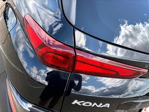 Used 2023 Hyundai Kona SEL FWD image 31