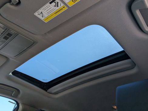 Used 2020 Honda CR-V Touring image 19