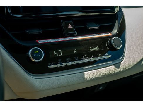 Used 2026 Toyota Corolla LE FWD image 25