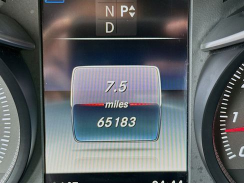 Used 2018 Mercedes-Benz GLC 300 4MATIC Coupe image 15