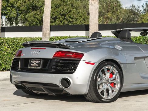 Used 2015 Audi R8 V10 image 8