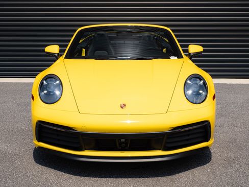 Certified 2023 Porsche 911 Carrera 4S AWD/4WD image 30