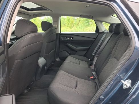 Used 2024 Honda Accord EX image 10
