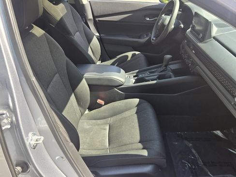 Certified 2025 Honda Accord SE image 17