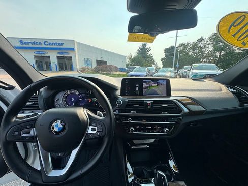 Used 2019 BMW X3 xDrive30i w/ Driving Assistance Package AWD/4WD image 10