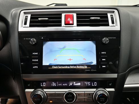 Used 2017 Subaru Outback 2.5i Premium AWD/4WD image 13