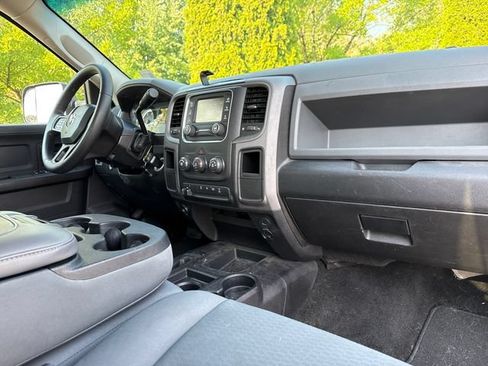 Used 2018 RAM 2500 Tradesman w/ Chrome Appearance Group AWD/4WD image 21