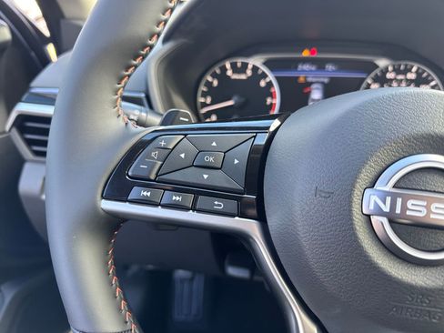 New 2025 Nissan Altima 2.5 SR image 15