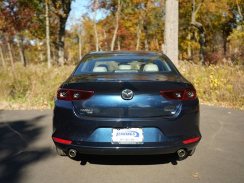Used 2021 MAZDA MAZDA3 s image 6