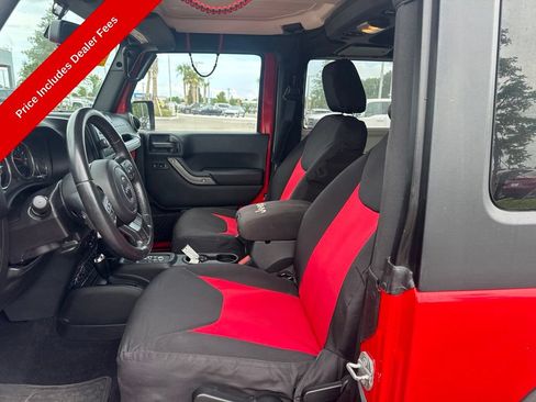 Used 2017 Jeep Wrangler Sport AWD/4WD image 8