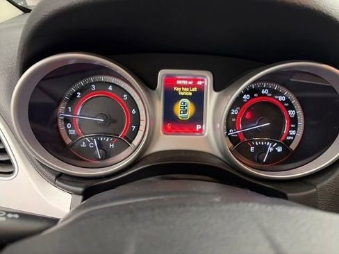 Used 2017 Dodge Journey SE w/ Flexible Seating Group FWD image 38