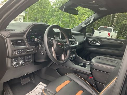 Used 2023 GMC Yukon AT4 w/ AT4 Premium Plus Package AWD/4WD image 15