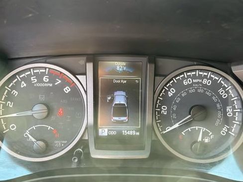 Used 2023 Toyota Tacoma TRD Sport w/ TRD Premium Sport Package AWD/4WD image 6