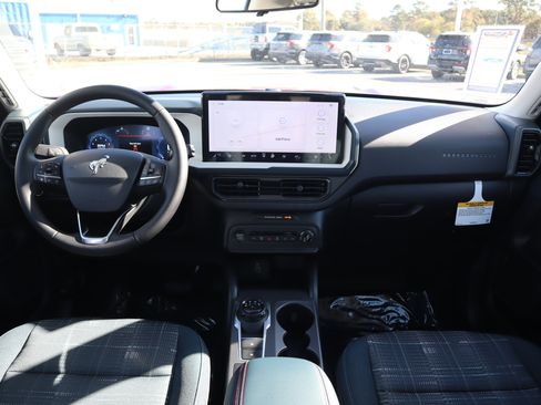 New 2025 Ford Bronco Sport Heritage w/ Convenience Package image 32