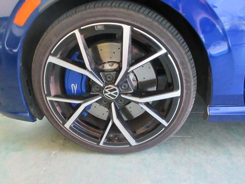Used 2022 Volkswagen Golf R AWD/4WD image 70