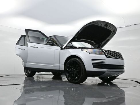 Used 2018 Land Rover Range Rover Supercharged image 30