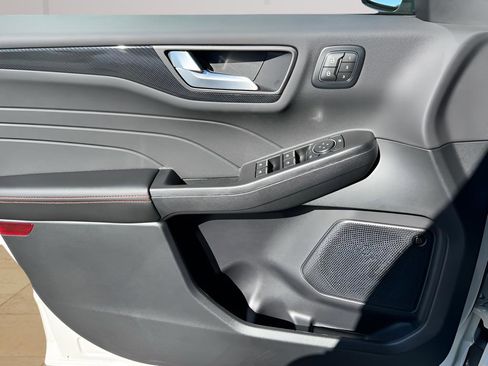 New 2026 Ford Escape ST-Line Select w/ Tech Pack #2 image 8