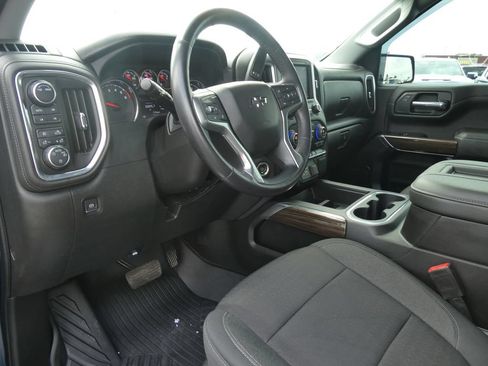 Certified 2022 Chevrolet Silverado 1500 RST AWD/4WD image 24