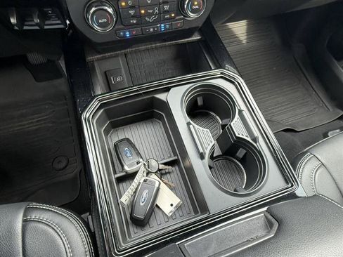 Used 2021 Ford F250 Lariat w/ Lariat Ultimate Package AWD/4WD image 26