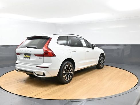 Used 2024 Volvo XC60 B5 Core w/ Protection Package Premier AWD/4WD image 3