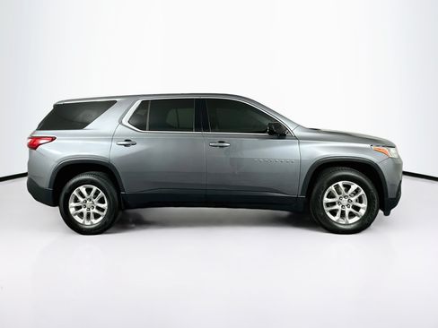 Used 2020 Chevrolet Traverse LS FWD image 10