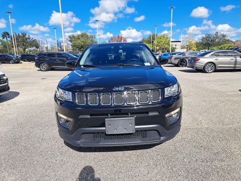 Used 2020 Jeep Compass Latitude w/ Popular Equipment Group image 2