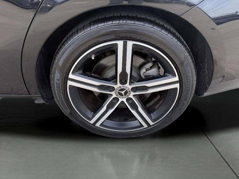 Used 2021 Mercedes-Benz CLA 250 4MATIC w/ Premium Package image 22