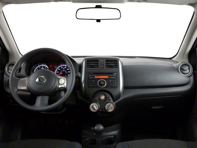 Used 2013 Nissan Versa S FWD image 10