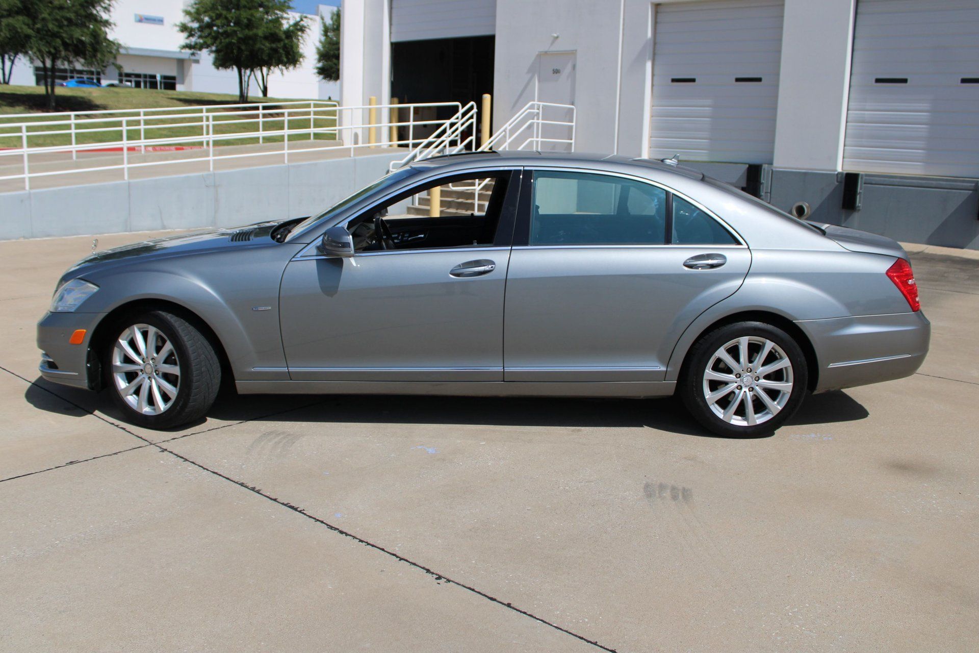 Used 2012 Mercedes-Benz S 350 BlueTEC 4MATIC image 5