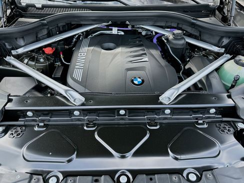 New 2026 BMW X5 sDrive40i w/ M Sport Package image 25