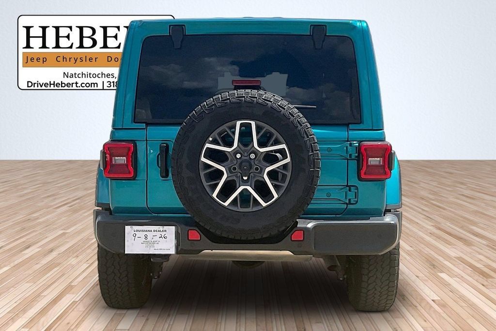 Used 2024 Jeep Wrangler Unlimited Sahara w/ Safety Group AWD/4WD image 4