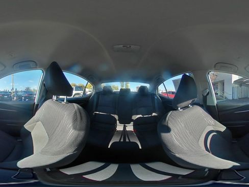 Used 2025 Toyota Camry LE image 41