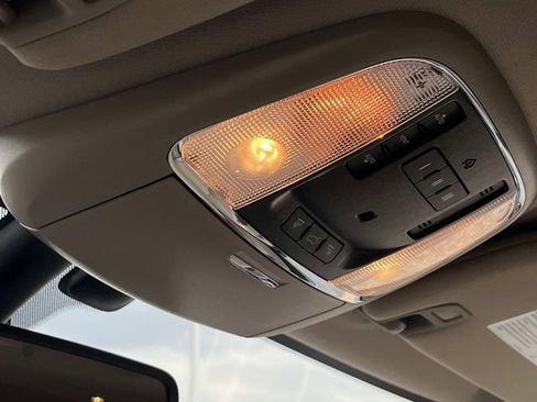 Used 2020 Jeep Grand Cherokee Limited w/ Trailer Tow Group IV image 33