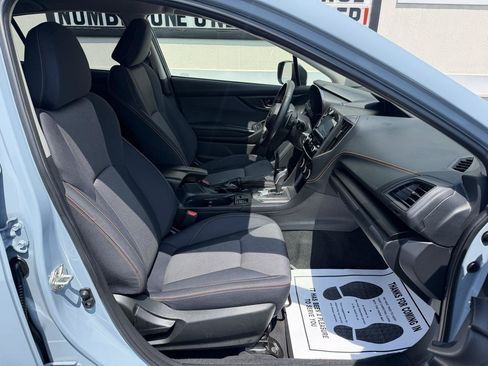 Used 2022 Subaru Crosstrek 2.0i Premium AWD/4WD image 25
