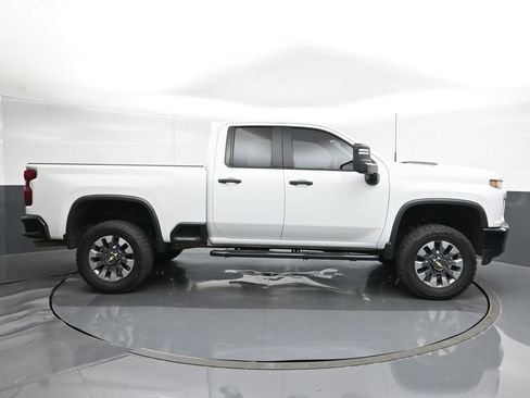 Used 2023 Chevrolet Silverado 2500 Custom w/ Gooseneck/5TH Wheel Package image 6