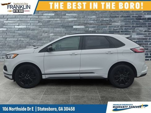 Used 2024 Ford Edge SE w/ Black Appearance Package AWD/4WD image 2